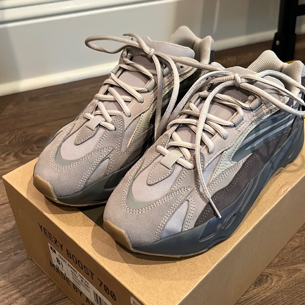Yeezy Boost 700 Tephra